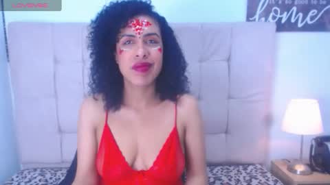 Snapshot of muriell303av chatting on December 2024 03:07:02 AM muriell303av online show from December 2024 03:07:02 AM
