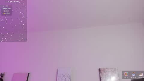 muriell_69 online show from October 2025 07:48:01 PM