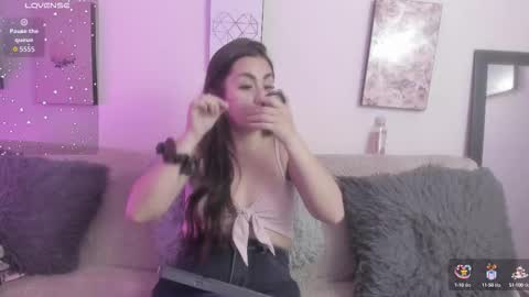 muriell_69 online show from November 2025 11:16:01 PM