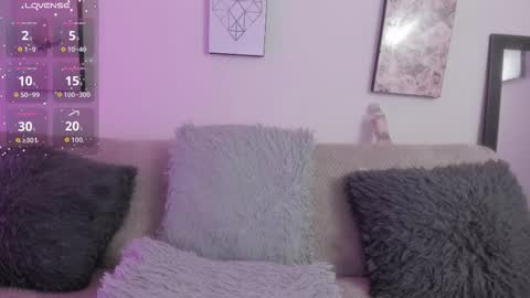 muriell_69 online show from November 2025 09:13:01 PM