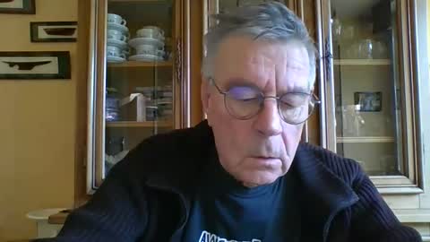 Snapshot of mururoa35 chatting on December 2024 03:05:02 PM mururoa35 online show from December 2024 03:05:02 PM