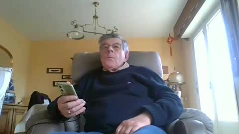 Snapshot of mururoa35 chatting on February 2025 04:02:01 PM mururoa35 online show from February 2025 04:02:01 PM