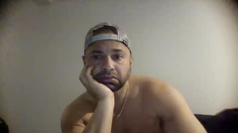 Snapshot of muscle794 chatting on November 2025 09:04:01 PM Cool Traveler online show from November 2025 09:04:01 PM