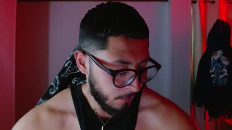 Snapshot of muscle_cock32 chatting on October 2025 08:19:01 PM David Big online show from October 2025 08:19:01 PM