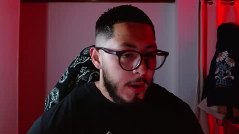 Snapshot of muscle_cock32 chatting on October 2025 07:21:02 AM David Big online show from October 2025 07:21:02 AM