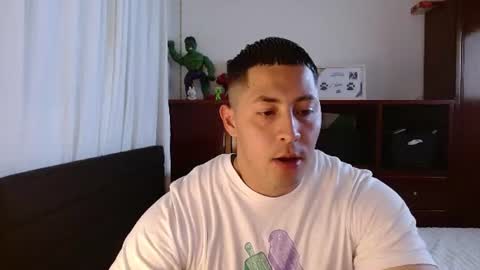 Snapshot of muscle_cock32 chatting on August 2026 12:23:01 AM David Big online show from August 2026 12:23:01 AM