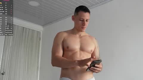 muscle_king_cum online show from March 2026 12:34:01 PM