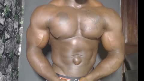 musclegod23 online show from December 2024 03:04:01 PM