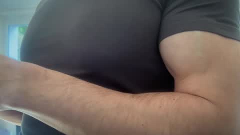 musclehair3 online show from February 2025 11:13:01 AM
