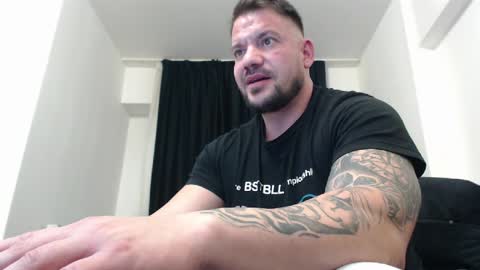 MuscleMonster31 online show from January 2025 03:50:01 PM