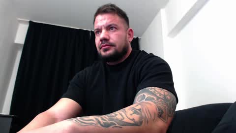 MuscleMonster31 online show from January 2025 10:23:01 PM