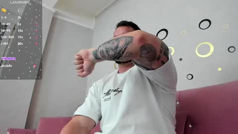 MuscleMonster31 online show from February 2025 10:39:01 PM