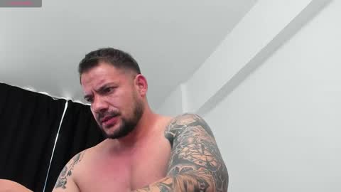 MuscleMonster31 online show from September 2025 01:11:01 PM