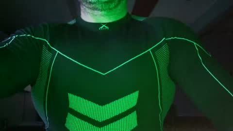 Snapshot of muscles_hulk chatting on June 2026 10:03:02 PM Hulk Muscles - NEW ACCOUNT online show from June 2026 10:03:02 PM