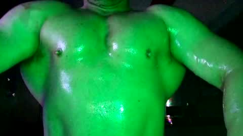 Snapshot of muscles_hulk chatting on August 2026 08:36:01 PM Hulk Muscles - NEW ACCOUNT online show from August 2026 08:36:01 PM