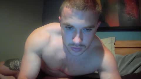 Snapshot of muscleshow00 chatting on March 2025 06:33:02 PM muscleshow00 online show from March 2025 06:33:02 PM