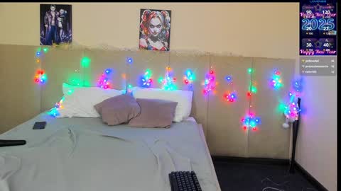 Snapshot of musclexxxbarbie chatting on January 2025 12:57:01 AM Eva online show from January 2025 12:57:01 AM