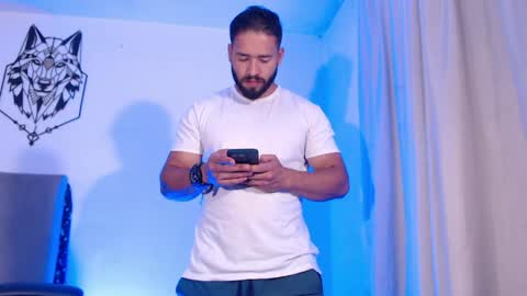 muscular_jack online show from March 2026 11:27:02 PM