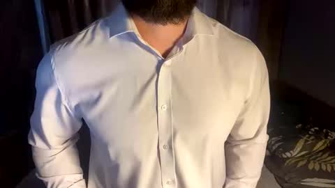 Snapshot of muscularjuggler chatting on May 2026 01:45:02 AM muscularjuggler online show from May 2026 01:45:02 AM