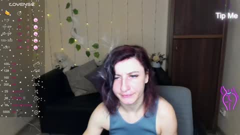 Jenya online show from January 2025 06:52:01 PM