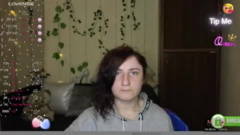 Jenya online show from April 2026 06:10:01 PM