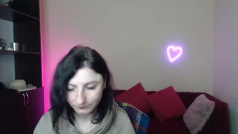 Jeneva online show from November 2025 07:13:01 PM