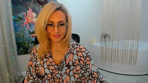 Snapshot of museofstage chatting on January 2025 11:25:01 AM Diana online show from January 2025 11:25:01 AM