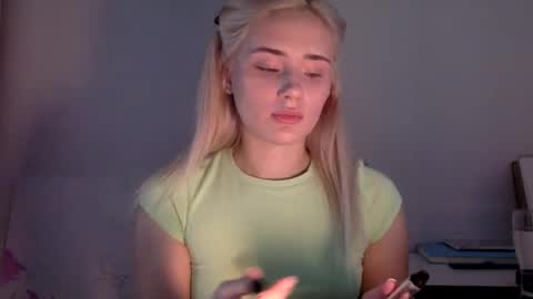 musescorner online show from December 2025 10:57:02 AM