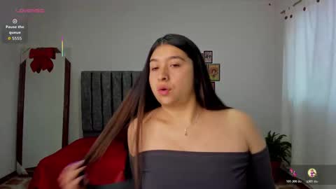 mushi_ online show from November 2025 11:32:01 AM