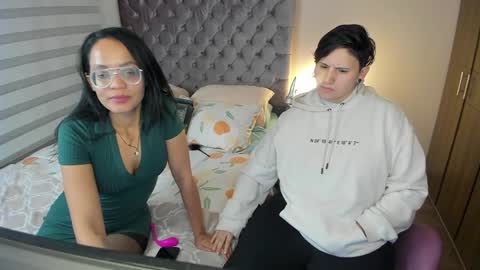 Snapshot of musicayluna chatting on December 2024 08:51:02 AM VALENTINA Luna online show from December 2024 08:51:02 AM