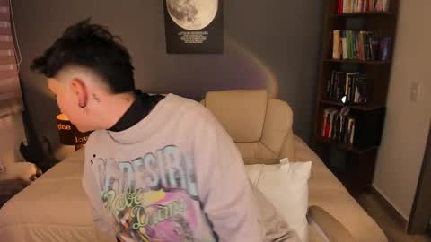 VALENTINA Luna  online show from October 2025 03:01:02 AM