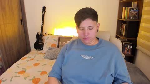 VALENTINA Luna  online show from October 2025 04:11:01 AM