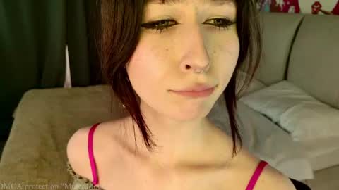 Snapshot of mutedmood_ chatting on June 2026 01:04:02 PM mutedmood_ online show from June 2026 01:04:02 PM