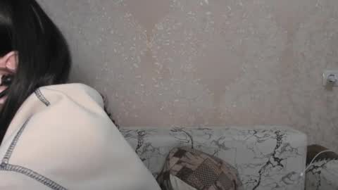 Snapshot of muuur_love chatting on June 2026 04:53:02 PM cute couple online show from June 2026 04:53:02 PM