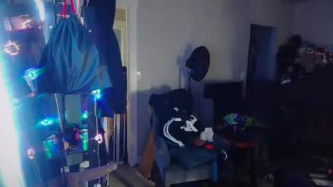 ghost mantis online show from April 2026 10:44:02 PM