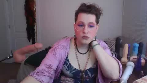 Snapshot of mxsissycharlotte chatting on November 2025 06:19:01 PM Mx Charlotte online show from November 2025 06:19:01 PM