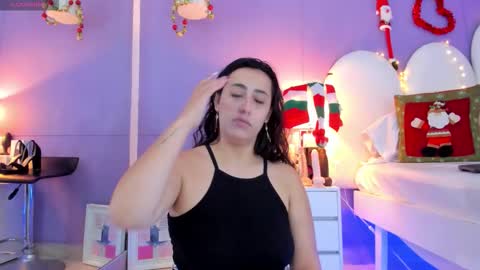 my_aleja_ online show from December 2025 12:43:01 PM