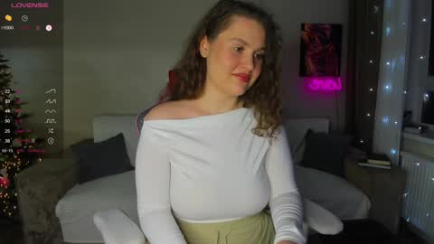 Snapshot of my_emmy chatting on December 2024 12:34:01 PM Emmy online show from December 2024 12:34:01 PM