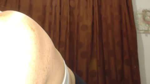     sara      i know you love me xoxox     online show from November 2025 06:12:01 AM