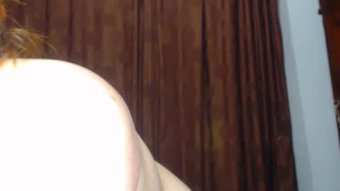     sara      i know you love me xoxox     online show from February 2026 08:19:02 AM