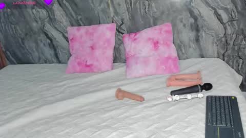 LIA online show from October 2025 10:45:02 PM