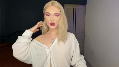 Sandra Muse online show from February 2025 11:12:02 AM