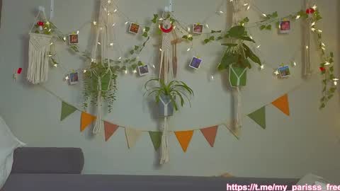 Snapshot of my_parisss chatting on October 2025 04:57:02 AM PARIS online show from October 2025 04:57:02 AM