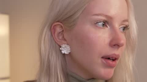 STELLA  Im here today online show from March 2025 03:12:02 PM