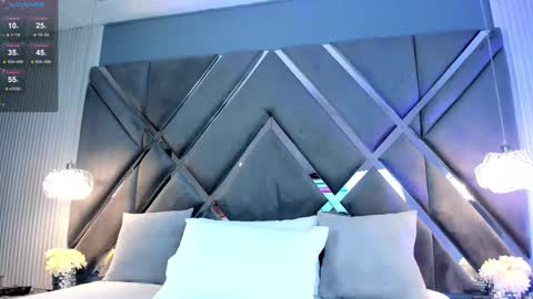 Mariana Evans online show from October 2025 11:39:01 AM