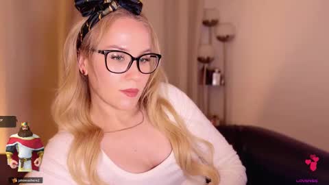 Mya-be Yours P online show from November 2025 08:07:02 PM