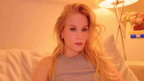 Mya-be Yours P online show from December 2025 12:15:02 AM