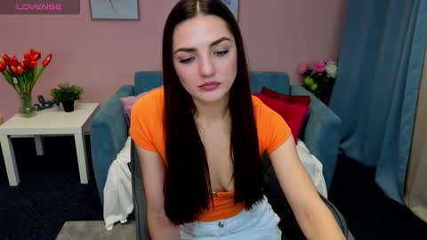 Snapshot of myellaluvs chatting on October 2025 09:15:01 PM Ella online show from October 2025 09:15:01 PM