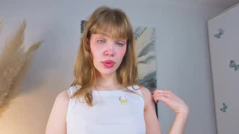 Snapshot of myismira chatting on October 2025 04:07:02 AM Mira  online show from October 2025 04:07:02 AM