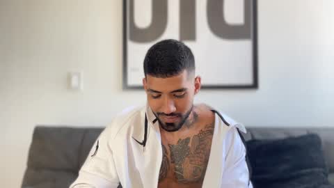 Myke esthetic online show from March 2025 06:30:01 PM